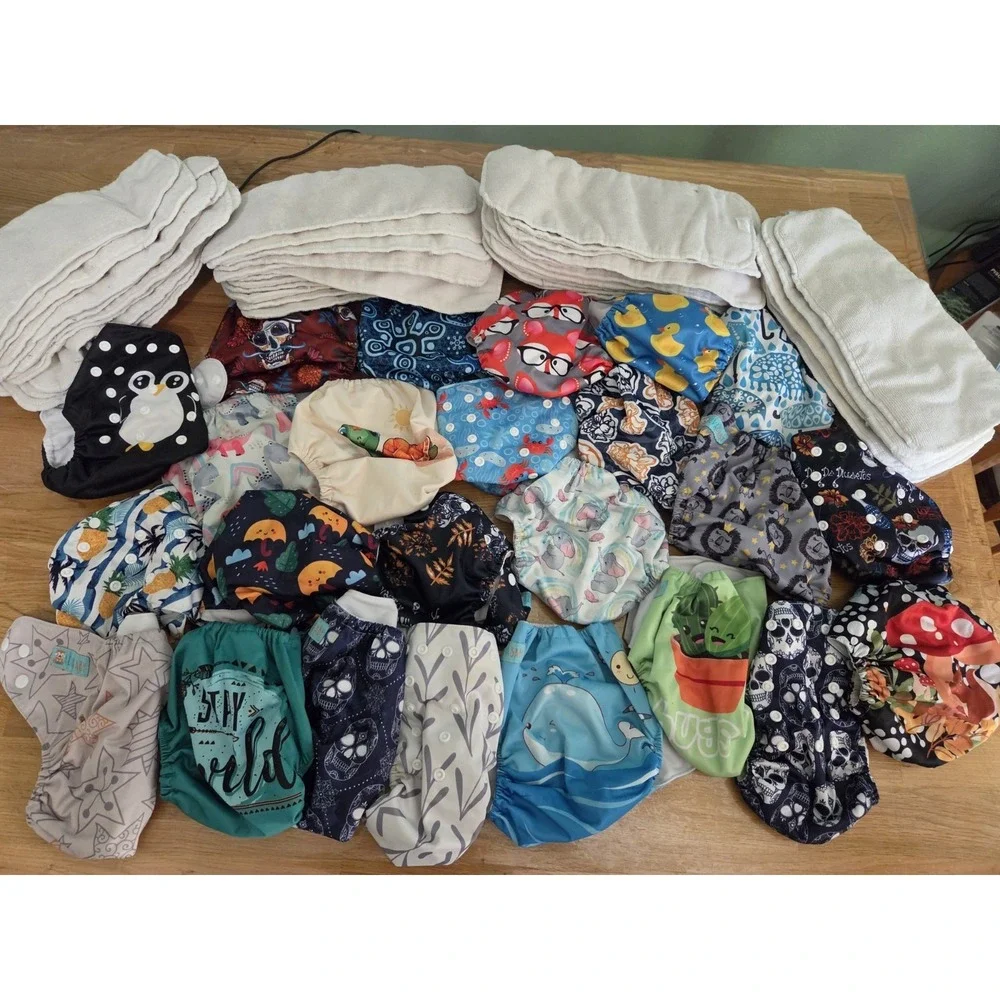 Lot of 24 Assorted AlvaBaby with 48 Absorbing Microfiber Liners
